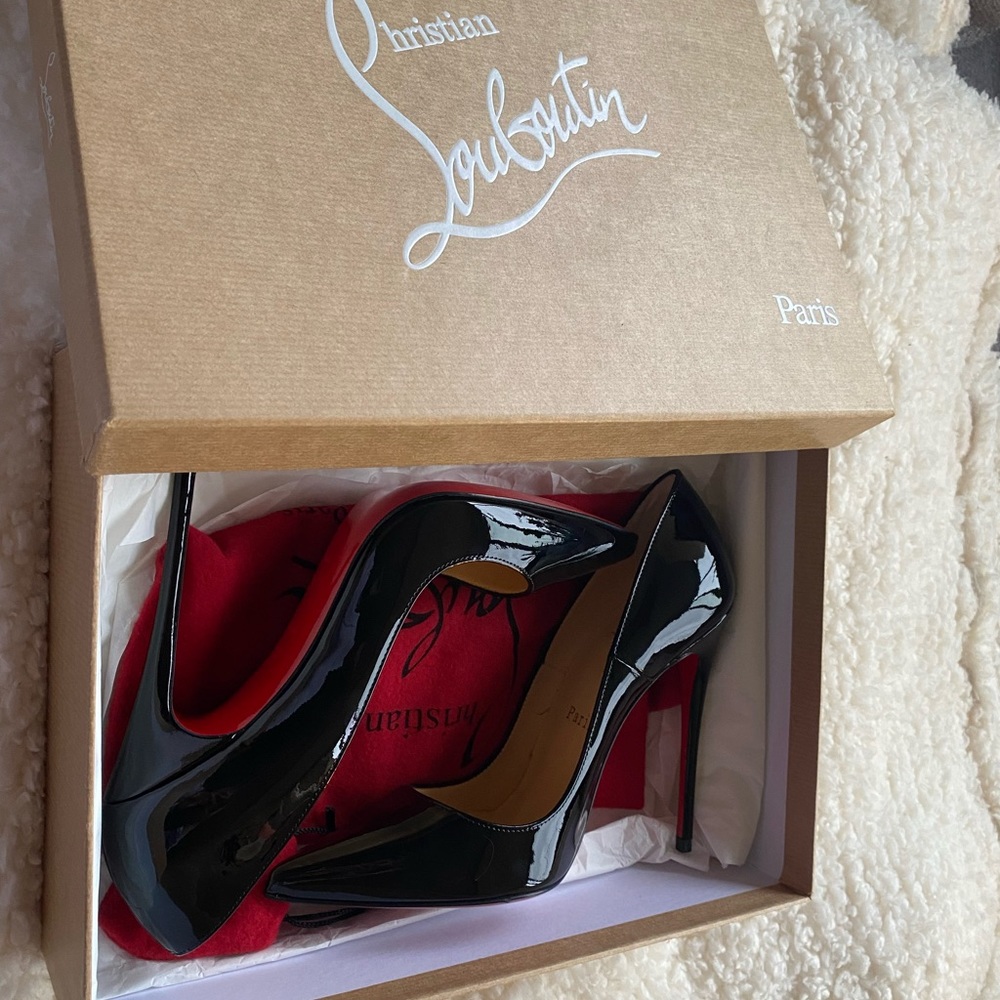 Louboutin So Kate 120 - new with box
